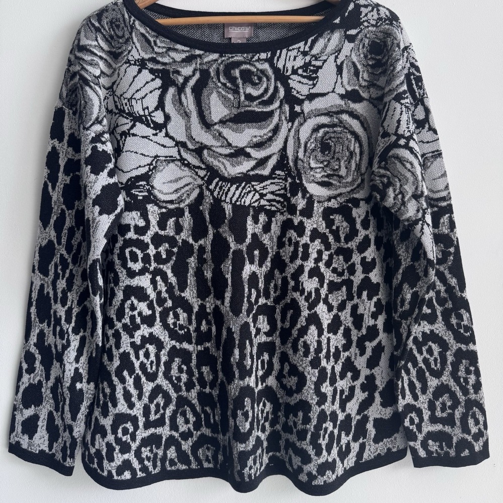 Chico's Leopard Roses Print Long Sleeve Sweater Gray Black Size 2 US L